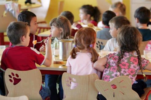enfants_cantine