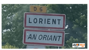 L’office de tourisme de Lorient est de retour face au port de plaisance, après un passage peu concluant à la gare.