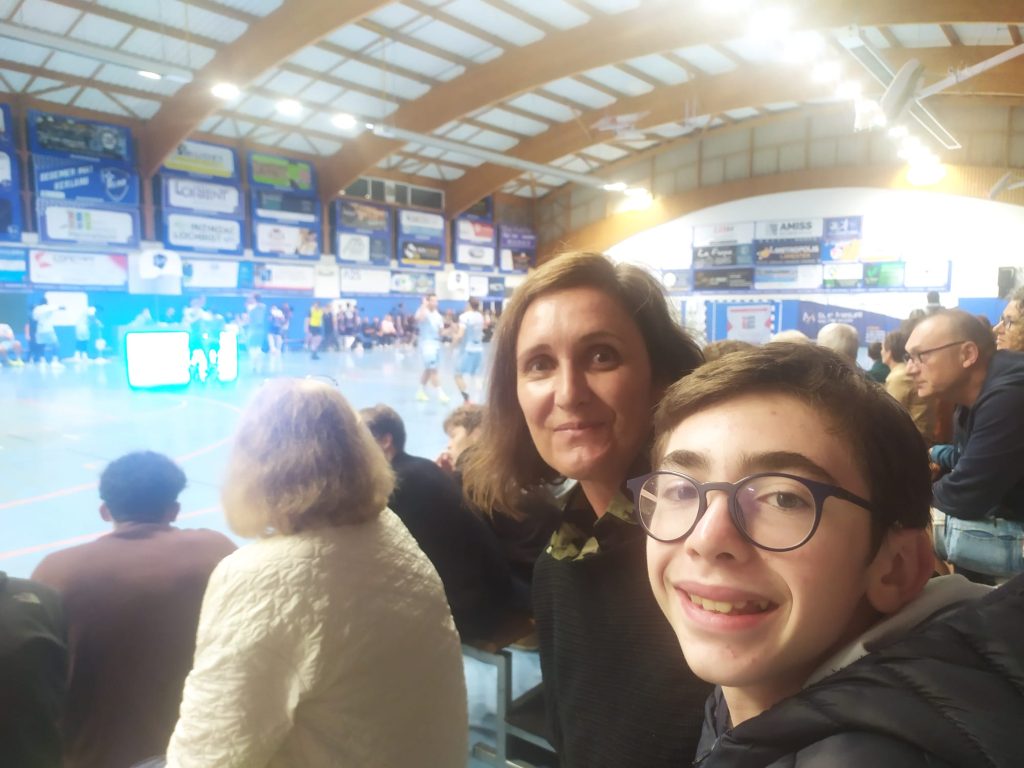 Bravo à Sylvaine Bardouil, qui a remporté deux places pour le match du HLHB contre Mainvilliers en jouant sur notre site internet.