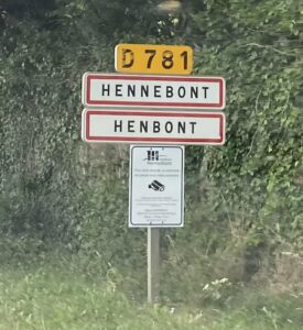 La chapelle de l’ancien hôpital d’Hennebont pourrait devenir un pôle culturel moderne et polyvalent, avec médiathèque, artothèque et nouveaux usages.