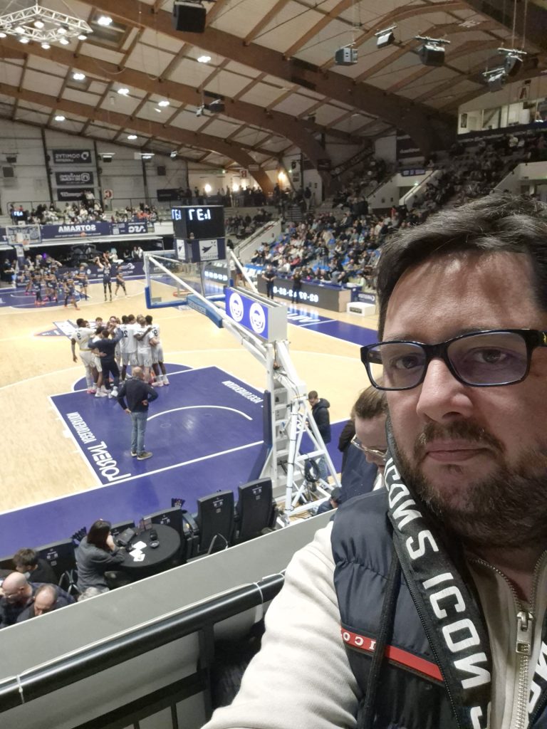 Bravo à Eddy Le Marre qui a remporté deux places pour le match CEP Lorient – Les Sables Basket en jouant sur notre site internet.