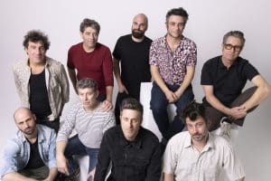 Les Hurlements d’Léo seront en concert à La Loco à Quimperlé le 28 mars pour une soirée rock et festive.