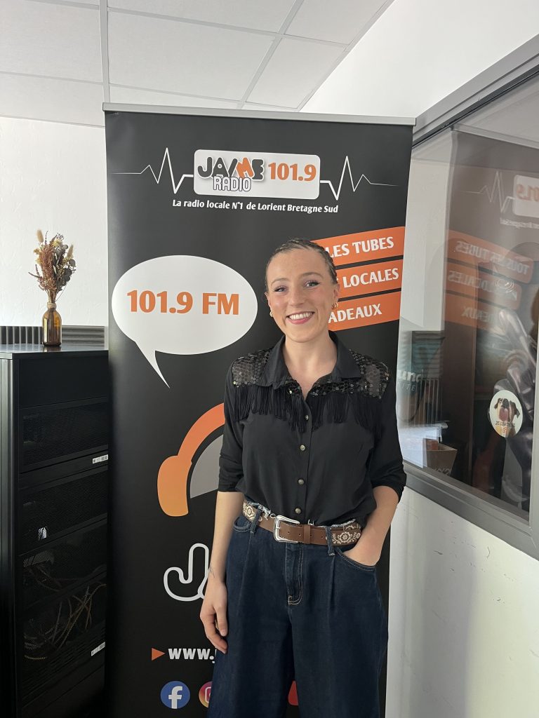 Romi est l’invitée de Pousse le son sur JAIME Radio. Une artiste pop, soul et funk à découvrir avec son single “I know”.