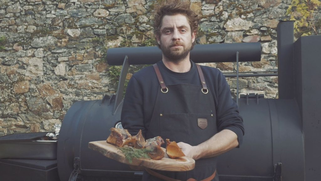 Découvrez Marché Noir, le traiteur barbecue nomade présent au Festival Interceltique de Lorient dans Découvertes.