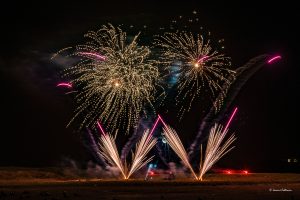 Le feu d'artifice des Nuits Étoilées à Guidel et Clohars est reporté à 2027 en raison des risques d'incendie.