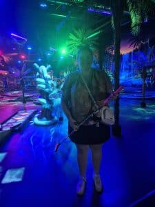 Bravo à Alexia Nivinou qui a remporté ses places pour le Fluo Golf Adventures au Métropolis de Lorient en jouant sur notre site internet.