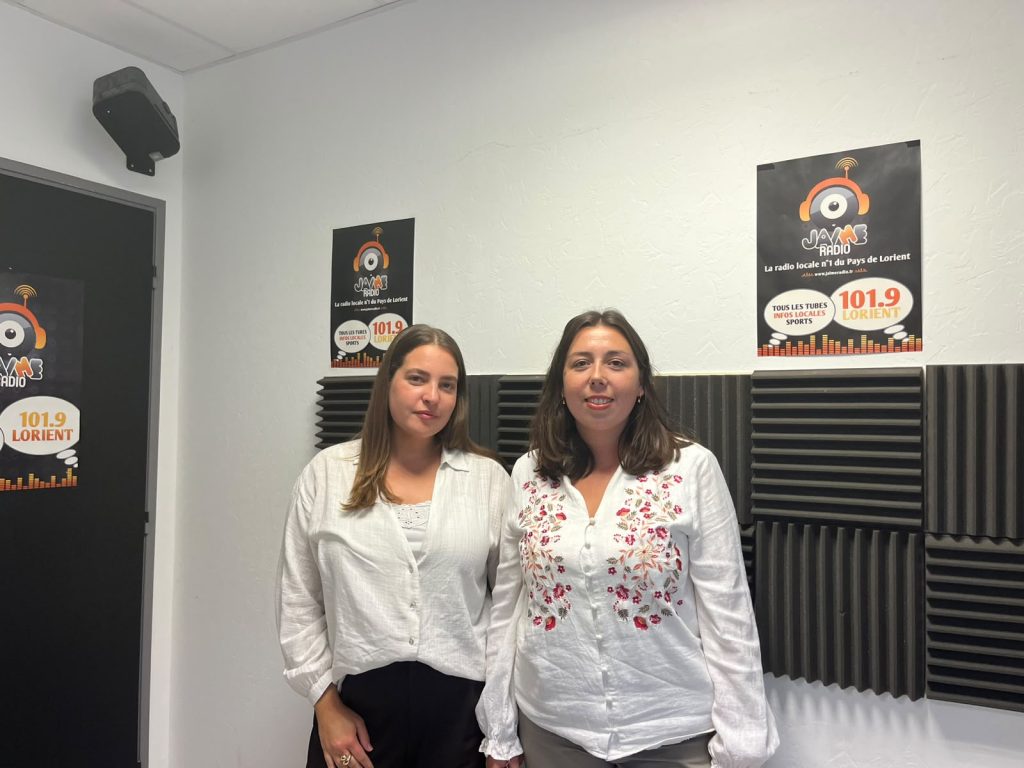 Dans ENGRENAGES, Fanny et Tifenn présentent Actea, à Brech, et son accompagnement pour alléger les démarches administratives des familles et des aidants.