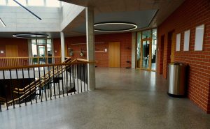 Après les mobilisations et dégradations de lundi, 17 lycées du Morbihan seront fermés ce mardi 6 octobre, avec des cours assurés à distance.