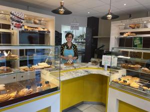 Boulangerie le pont doré (intérieur)-1 av François Mitterrand Lanester