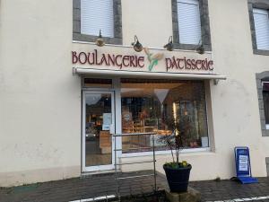 Boulangerie Le fournil du Trévoux  (extérieur)- 2, rue Saint-Thurien Le Trévoux