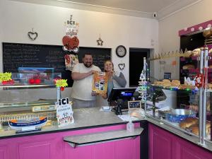 Boulangerie Le Moulin Rouge  (intérieur)- 36, Grande rue Locmiquélic