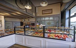 Boulangerie Barbotin (intérieur)-Zone industrielle des 5 chemins Guidel