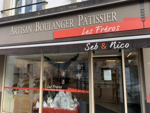 Boulangerie Les freros (extérieur) 45, rue Jean Jaurès Quéven