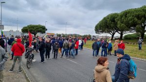 Manif du 07 mars : en direct du rassemblement de Lanester