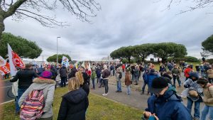 Manif du 07 mars : en direct du rassemblement de Lanester