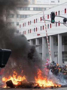 Manif retraites 23 03 2023 feu chazelles orientis